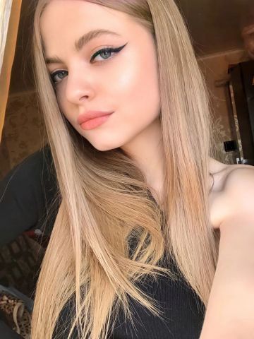 Даша Миниатюрная Блондинка Пено